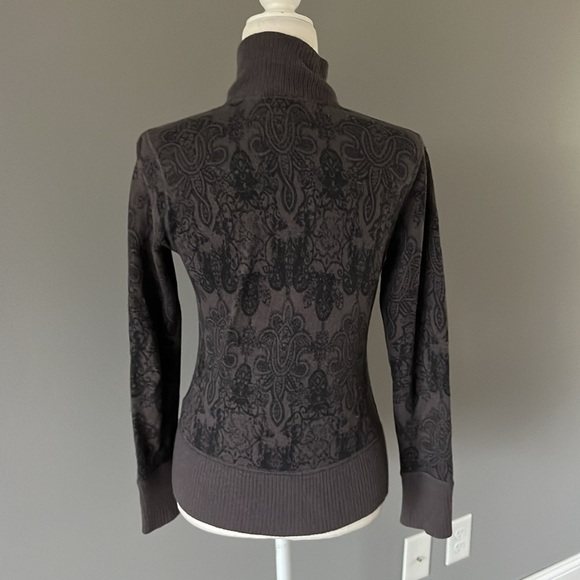 The North Face Gray and Black Wool Blend Floral Zip Up Sweatshirt - Picture 5 of 9